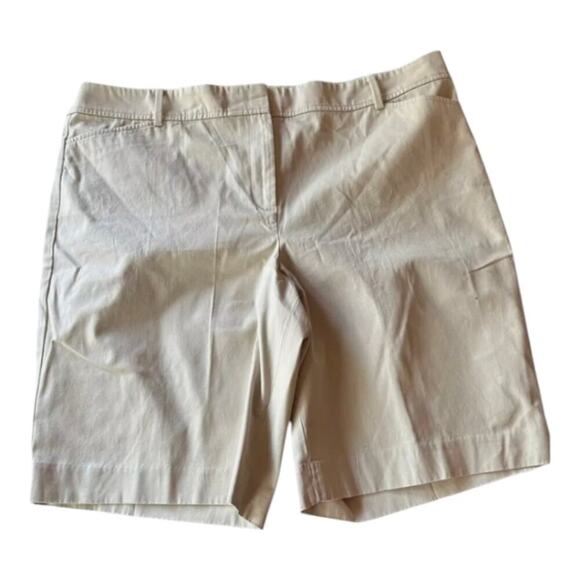 Talbots The Perfect‎ 10.5 Shorts Khaki Chic Beige Bermuda Shorts Plus Size 16 - Picture 3 of 7